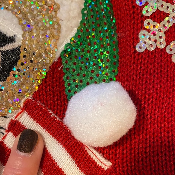 Festive Red Christmas Cat Sweater “Meowy Christmas” 🎅😃😂 - Picture 10 of 11